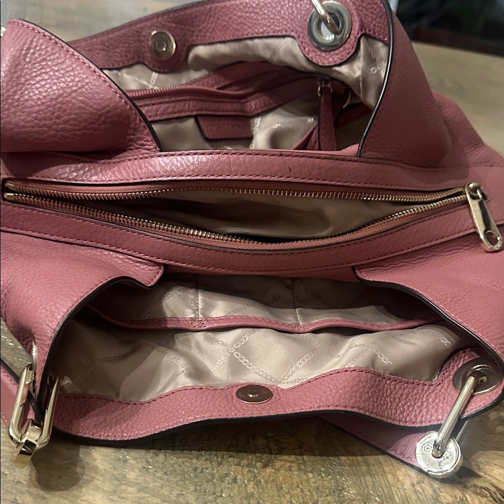 Michael Kors pink Leather Hobo Bag - Picture 5 of 6